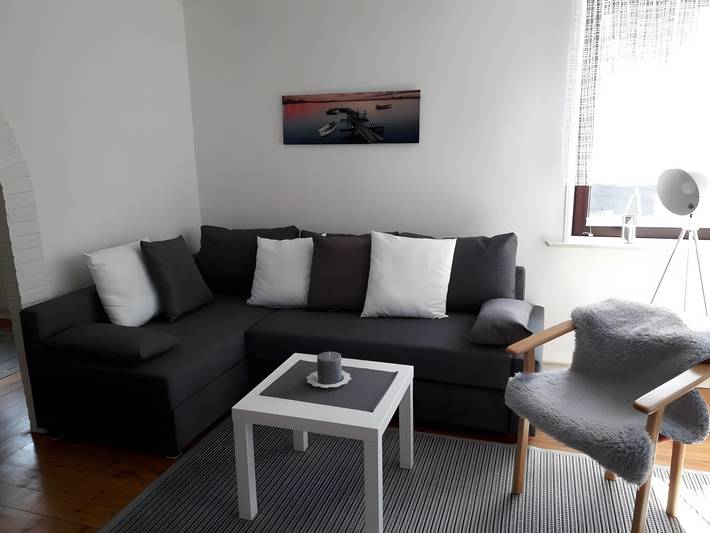 Ganze Wohnung, Ferienwohnung Edel" mit privater Terrasse und Wi-Fi in Wesselburen, Kreis Dithmarschen
