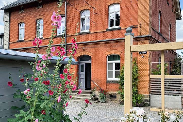 Ferienwohnung für 6 Personen, mit Pool und Garten in Frauenstein
