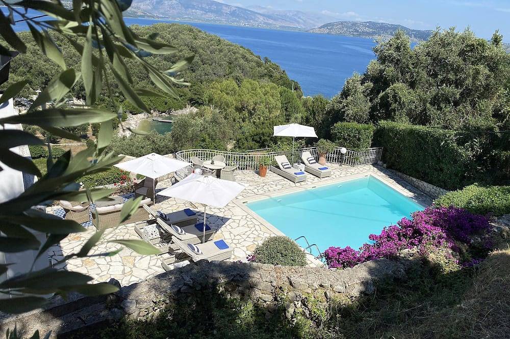 Villa for 6 People in Kalami, Corfu