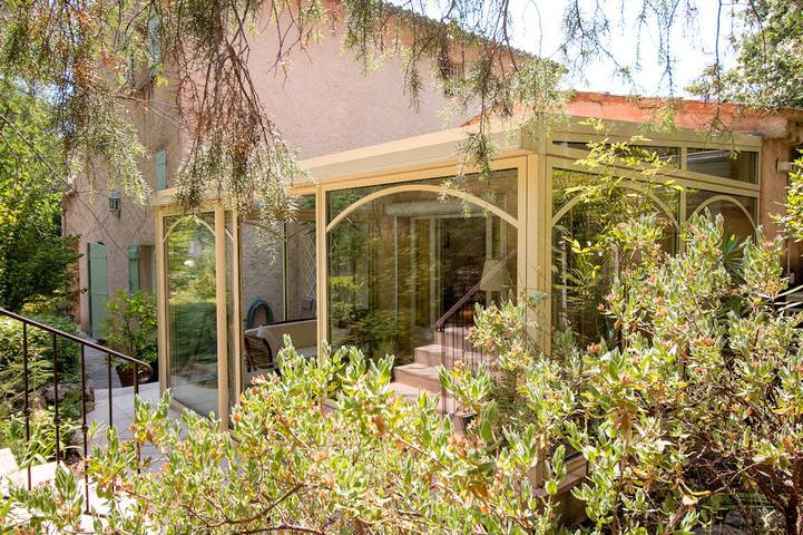 Gîte pour 2 personnes, avec terrasse ainsi que jardin et piscine à Lorgues - 4