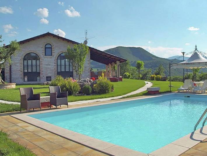 Maison de vacances pour 6 personnes, avec terrasse ainsi que piscine et jardin, adapté aux familles - 1
