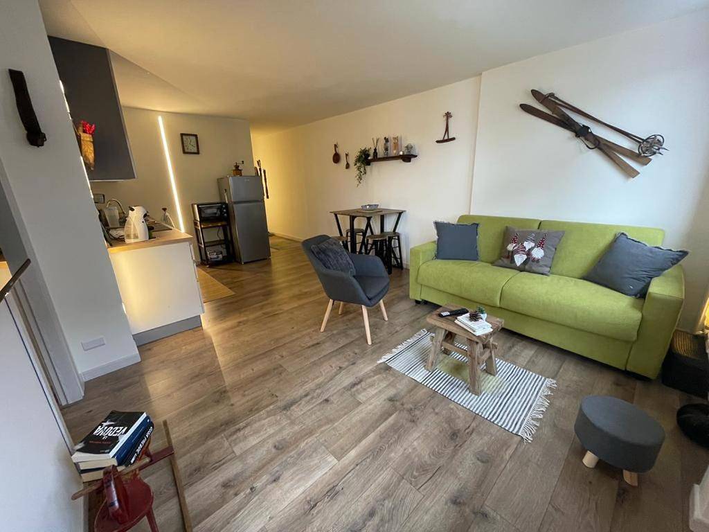 Appartement entier, One-Bedroom Apartment in Torgnon, Commune de Torgnon