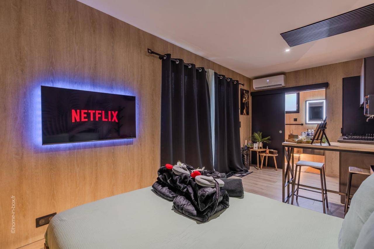 Appartement entier, La Briardine - Jacuzzi - Netflix - Proche Disney in Crèvecœur-en-Brie, Seine-et-Marne