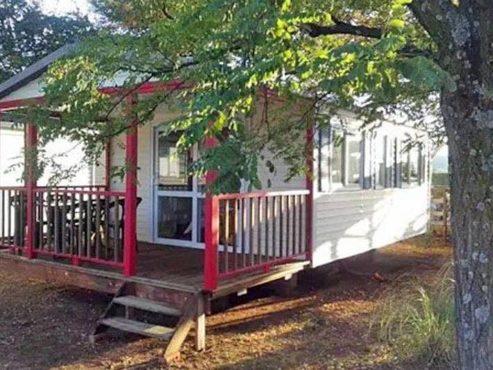 Camping pour 2 personnes, avec Terrasse et Piscine