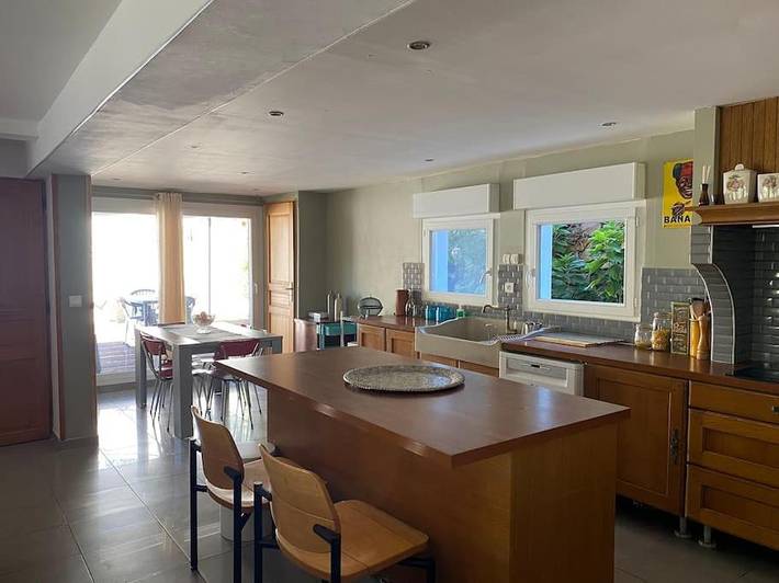 Location de vacances pour 8 personnes, avec jardin ainsi que vue et piscine à Bessèges - 4