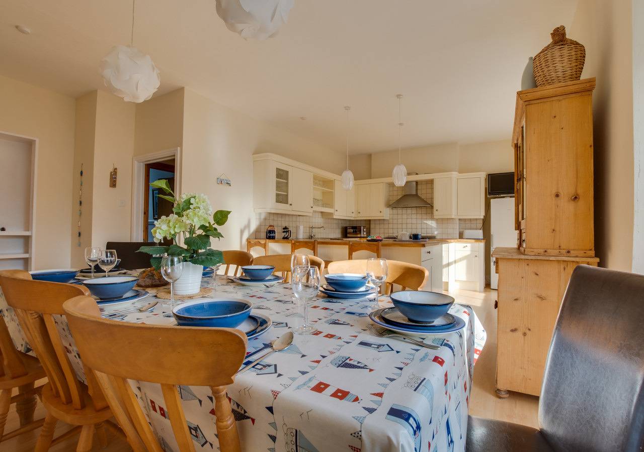 Entire apartment, Gower House in Tenby, Pembrokeshire
