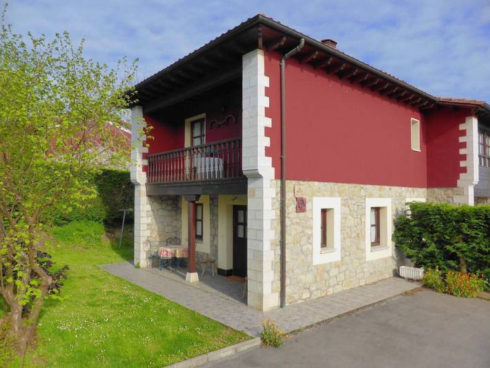 Casa rural para 4 personas, con jardín, Se admiten mascotas en Ribadesella