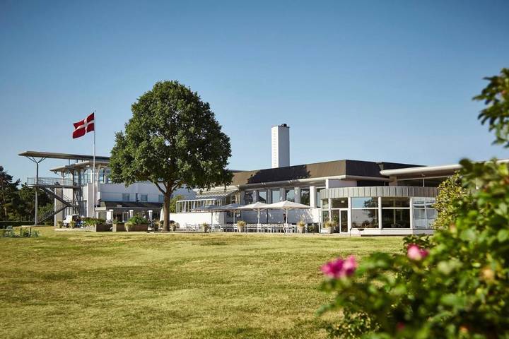Hotel for 3 personer, med Balkon og Terrasse såvel som Have og Udsigt i Køge