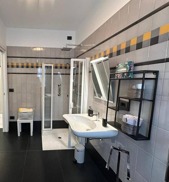 Gîte pour 3 personnes, avec terrasse et jacuzzi à Petacciato - 3