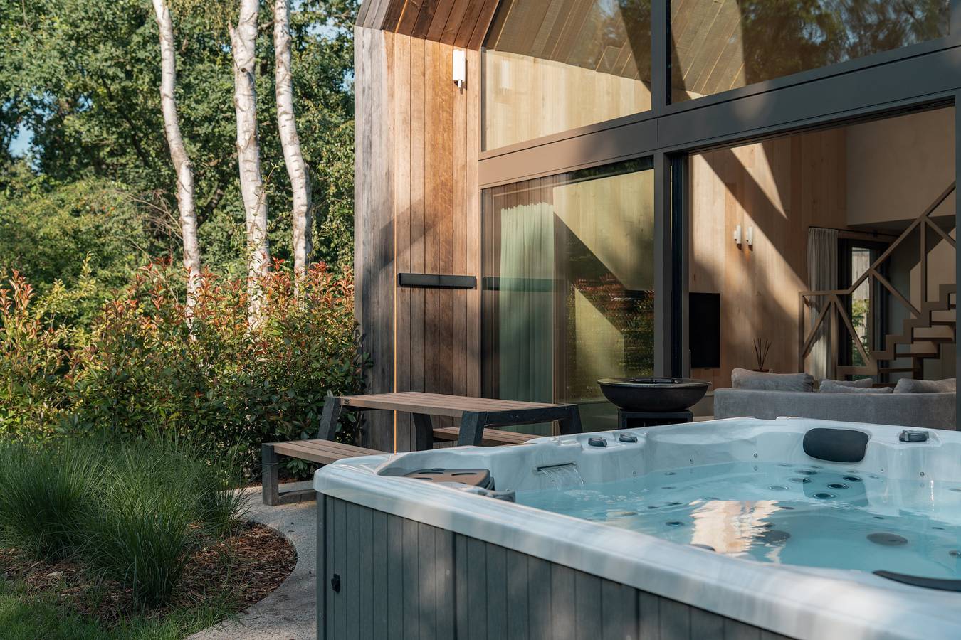 Woodz Lodges — Lodge met Jacuzzi | 6 personen in Heusden-Zolder, Hasselt en omgeving