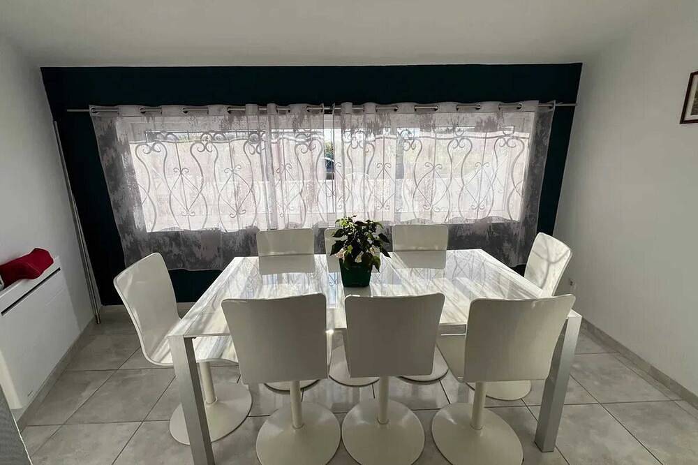 Homerez - Encantadora casa en Lagord con jardín privado in Lagord, Región de La Rochelle