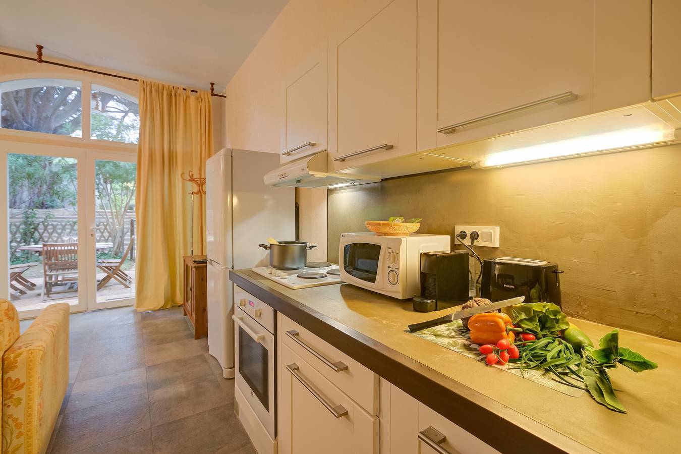 Entire apartment, Villa Azzurra Front Beach in Gassin, Mediterranean Coast (France)
