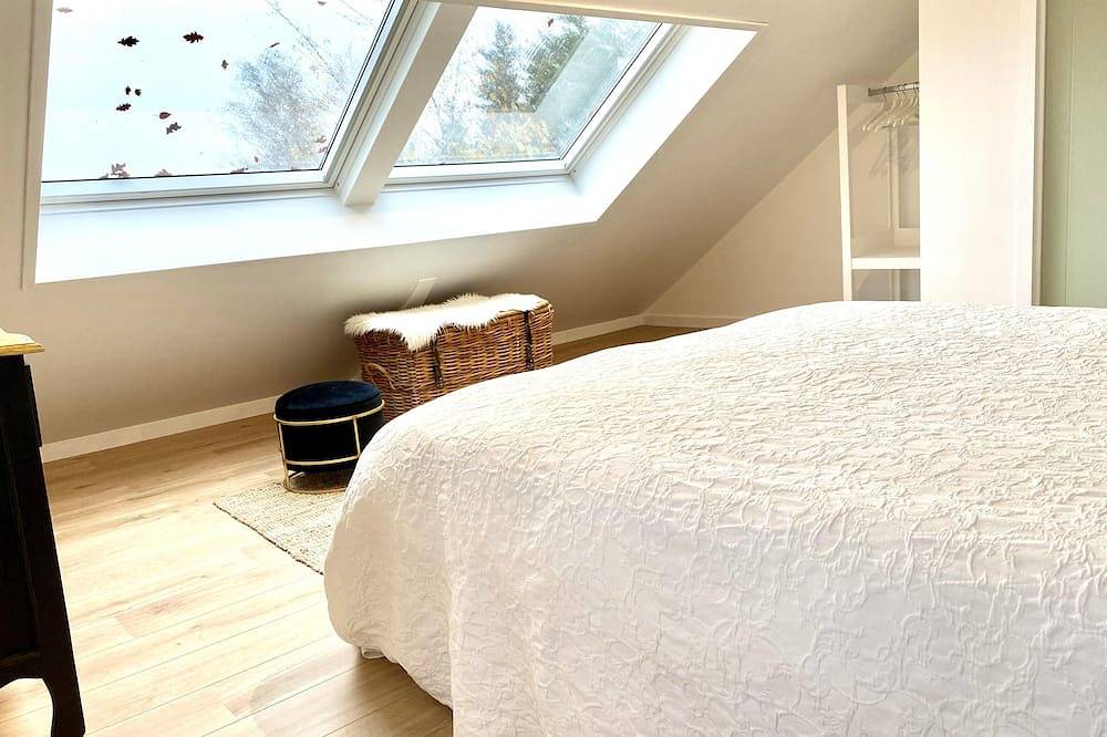 Jolie maison de vacances, cadre exceptionnel ** Exceptionnal location in Han-sur-Lesse, Rochefort (Wallonie)