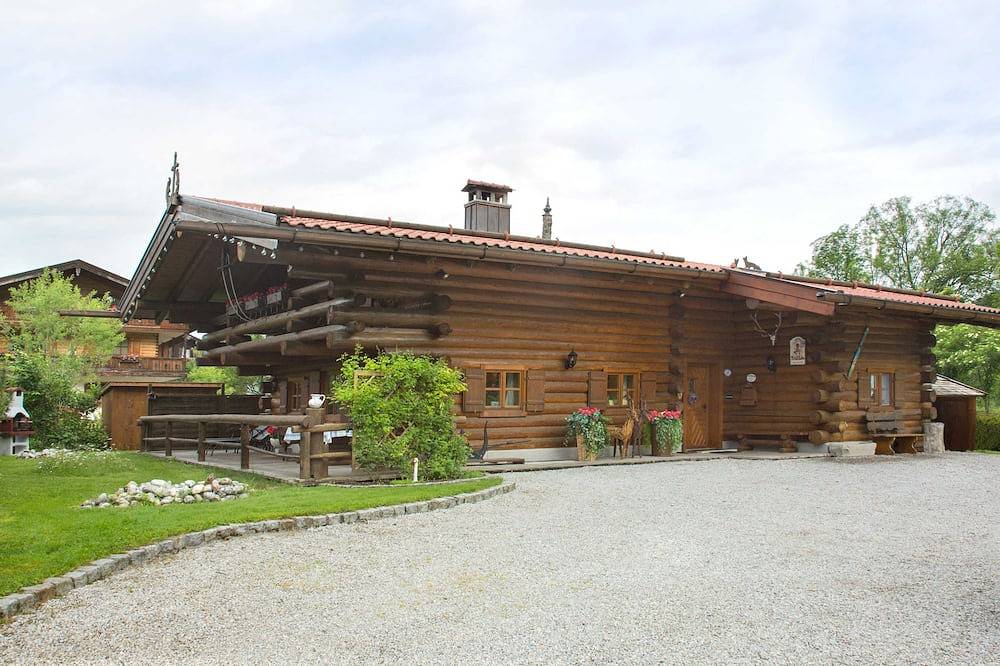 Apartamento entero, Blockhaus Florian - Apartamento Planta baja in Rottach-Egern, Spitzingsee