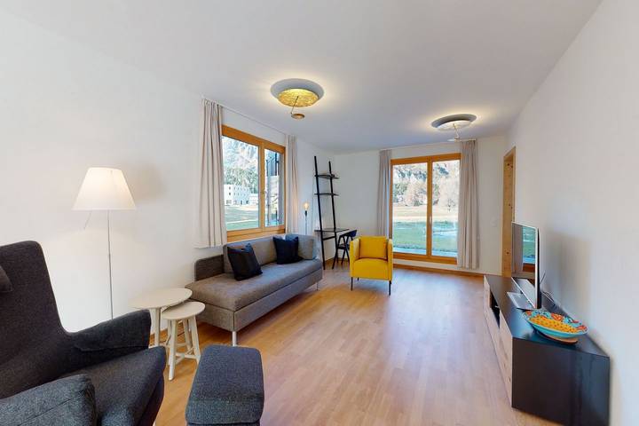 Ferienwohnung für 4 Personen, mit Terrasse in Bregaglia
