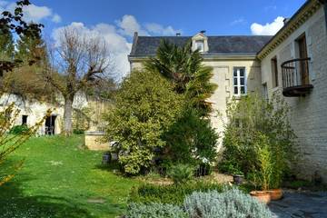 Gîte pour 10 personnes, avec terrasse et jardin à Seuilly