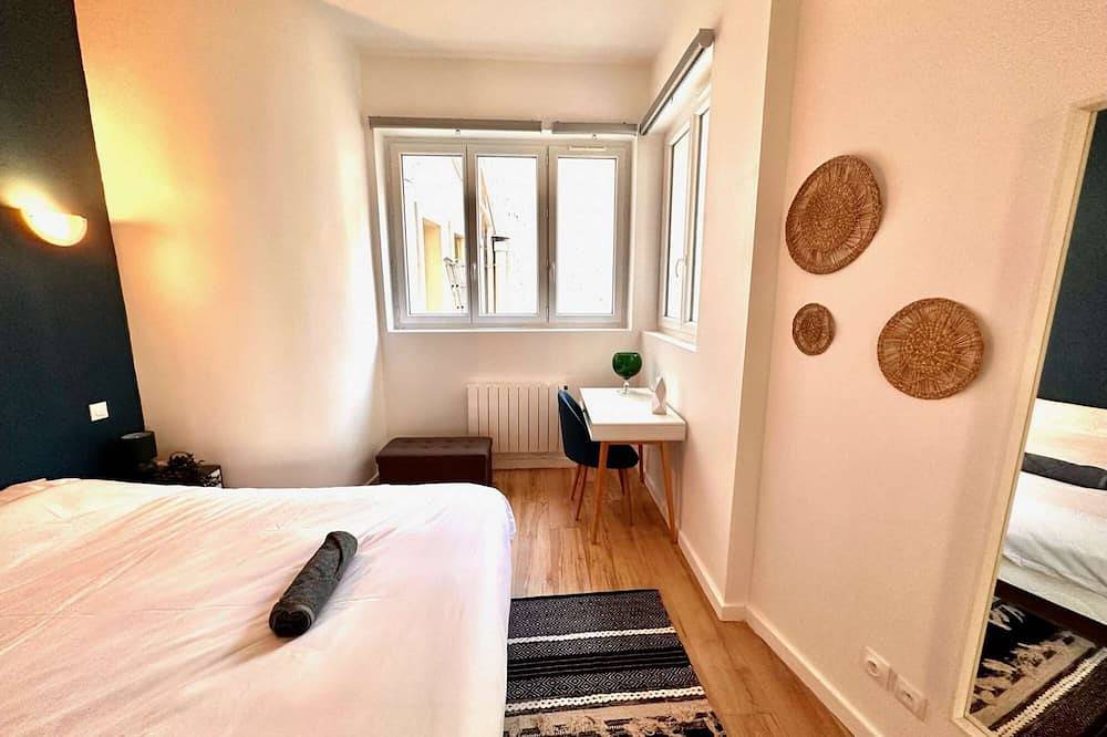 Entire apartment, Le 101 - Furnished apartment - 1st floor in Gien, Montargis region