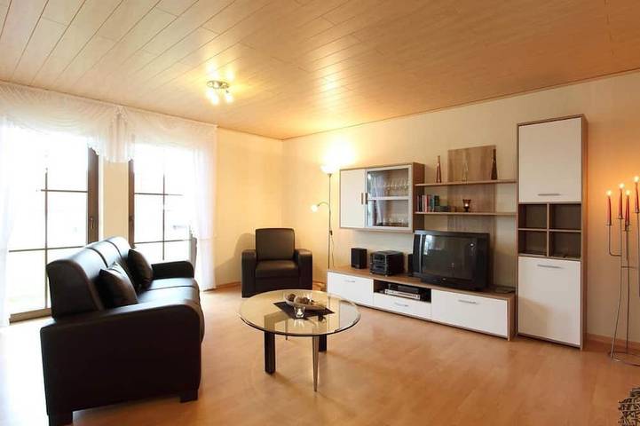 Ferienwohnung für 2 Personen, mit Garten und Terrasse