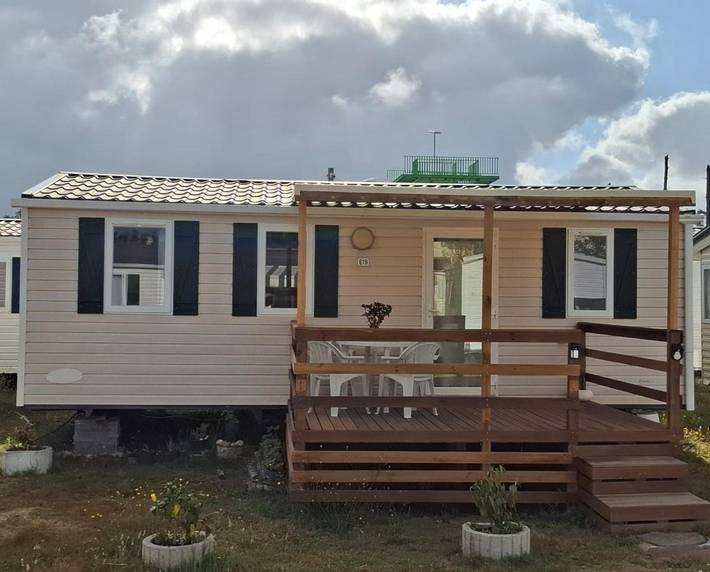 Bungalow para 6 pessoas, com Terraço e Jardim e ainda Piscina em Marinha Grande