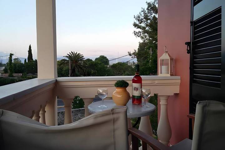 Bed and breakfast for 4 people, with Garden and Pool in Corfu