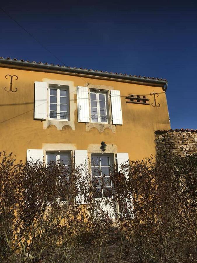 Location de vacances pour 8 personnes, avec jacuzzi et terrasse à La Réorthe - 2