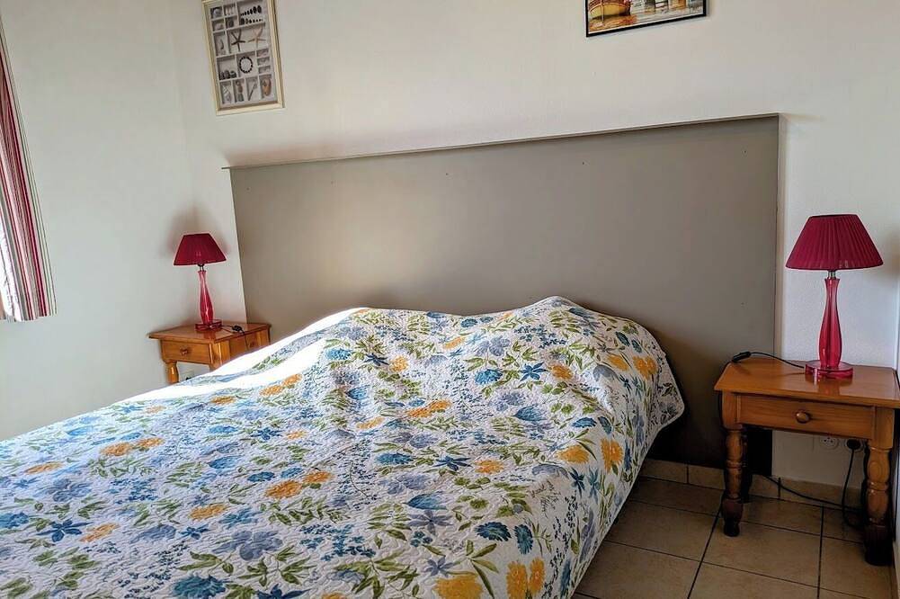 House in the countryside, 5 minutes from the beach. Pets allowed. in Locmaria-Plouzané, Brest region