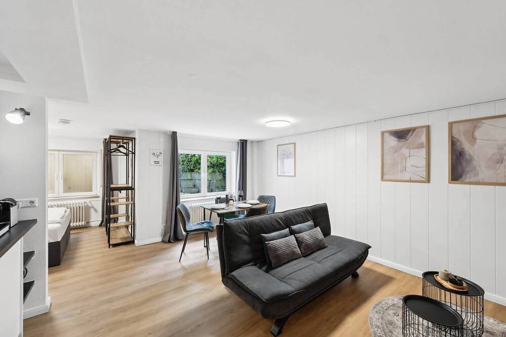 Ganze Wohnung, Kaiserslautern Nr. 5: Souterrain Studio in Kaiserslautern, Saar-Nahe-Bergland