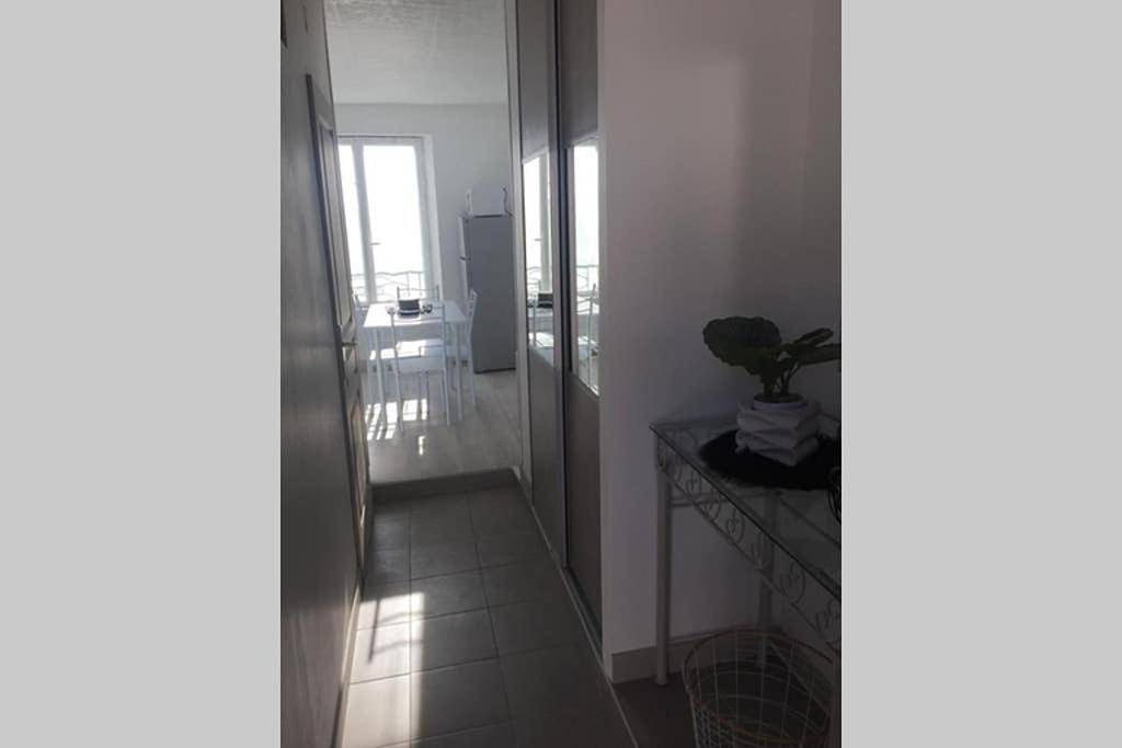 Appartement entier, One-Bedroom Apartment in Château-Thierry, Aisne