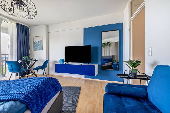 Ganzes Studio, Studio 'Loft 28 Blue' mit Balkon und Wi-Fi in Augsburg, Bayerisch Schwaben