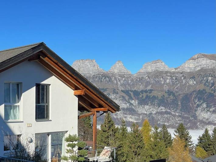 Ferienwohnung für 8 Personen, mit Balkon und Terrasse sowie Garten und Sauna