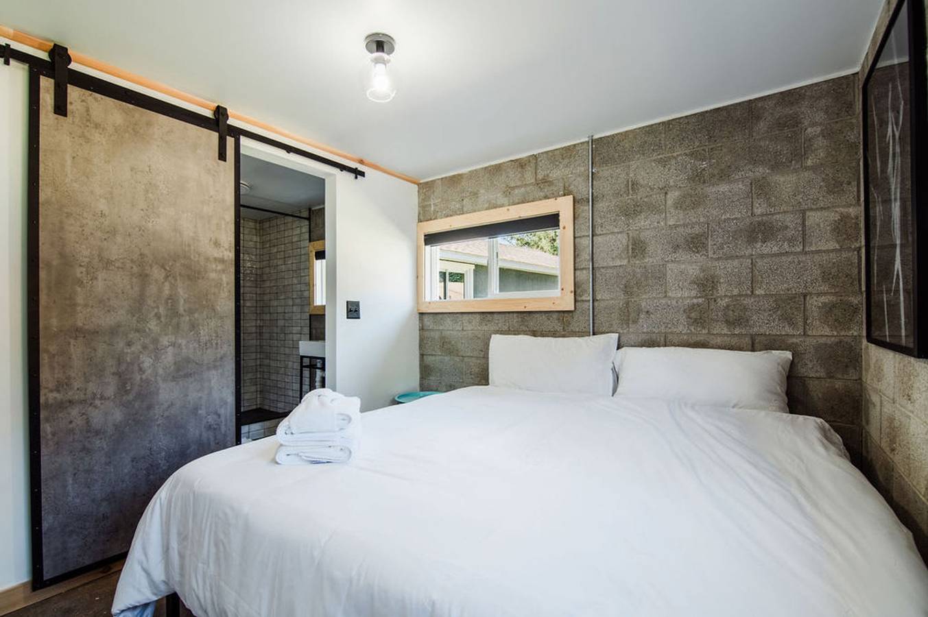 The Cottage   a Wanderlust Abodes property in Antrim County