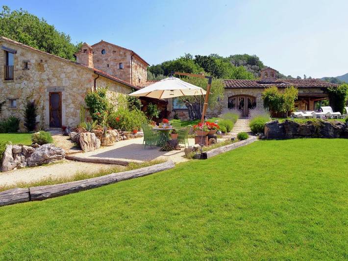 Ferienhaus für 12 Personen, mit Garten und Pool