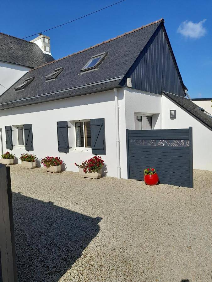 Location de vacances pour 4 personnes, avec jardin dans Plage Du Pouldu Santec - 2