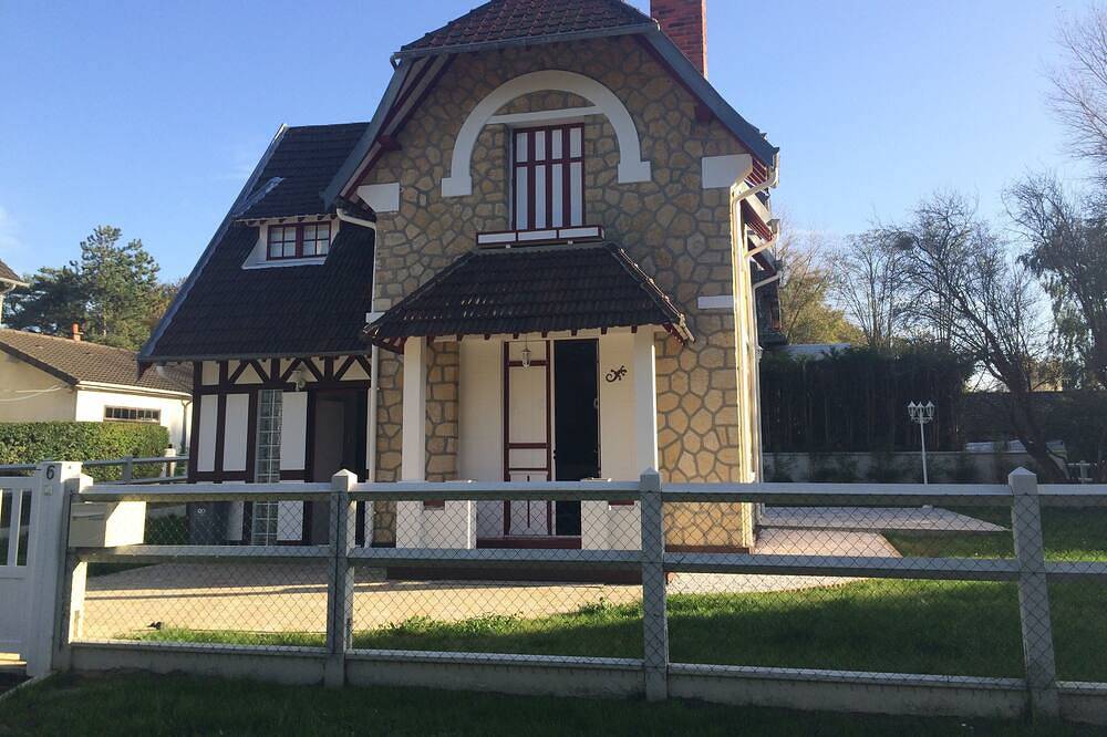 Norman Haus, komplett renoviert, am Meer Garten, Terrassen, Wi-Fi in Merville-Franceville-Plage, Caen und Umgebung