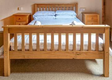 Chalet for 4 People in South-Wales, Carmarthenshire, Photo 4