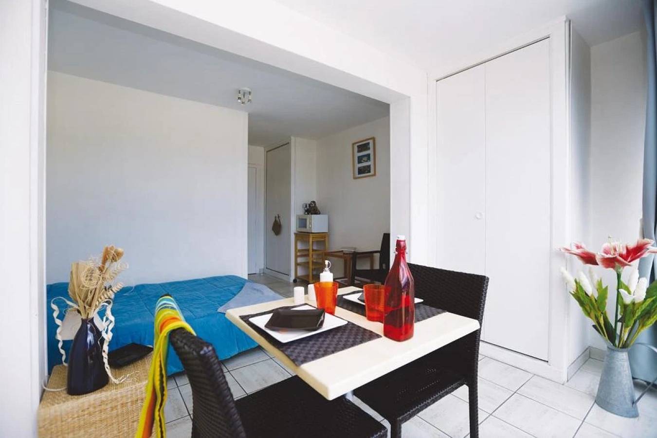 Entire apartment, Appartement 4 étoiles - Piscine - ccbbiae in Saint-Trojan-les-Bains, Côte de Beauté