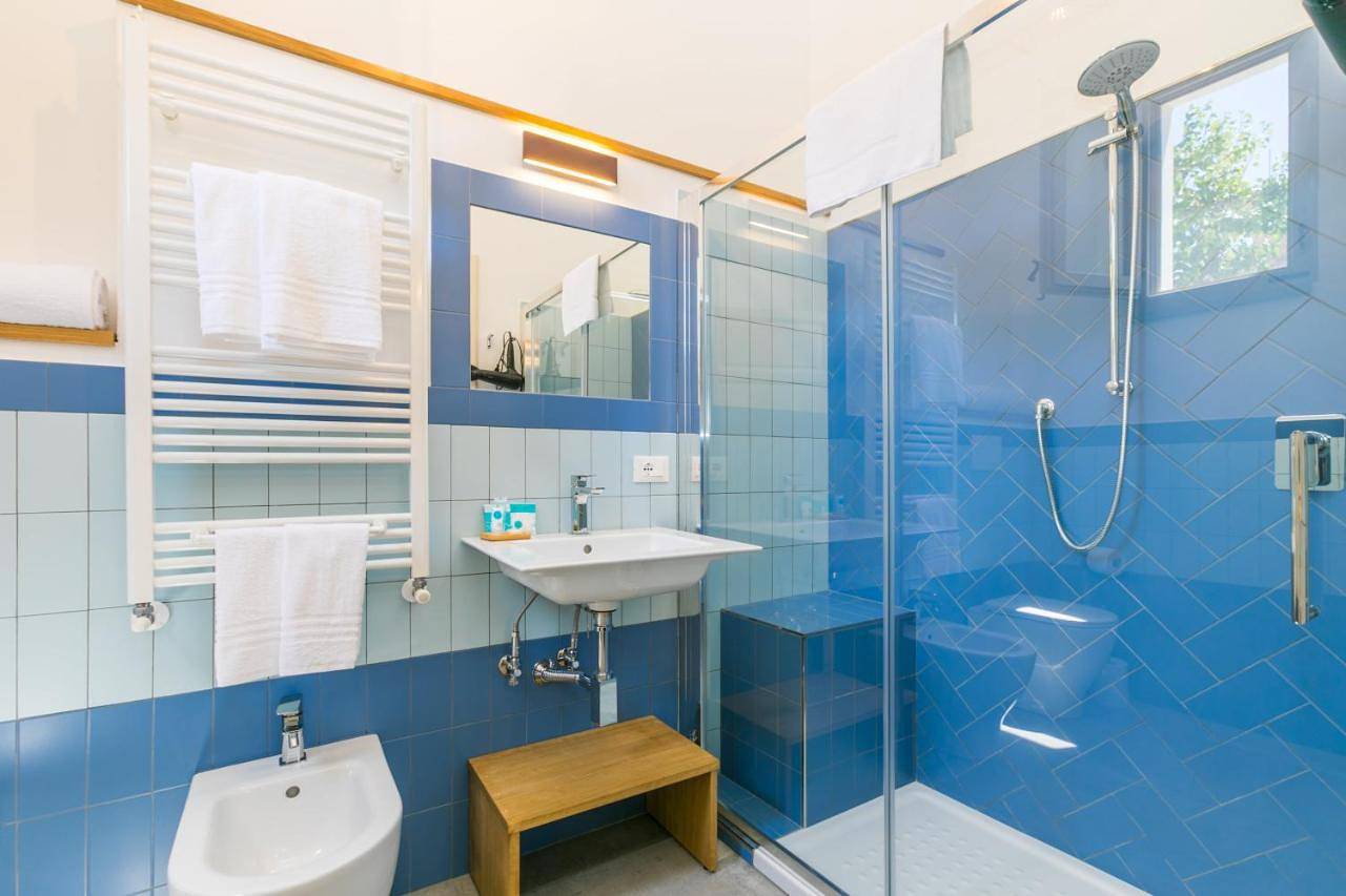 Double Room with Private Bathroom in Cecina, Côte des Étrusques