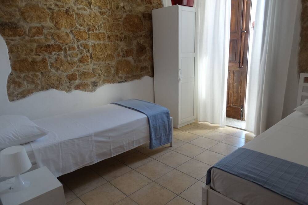 L'arenaria in Pachino in Pachino, Siracusa e dintorni