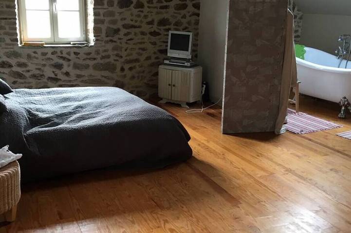 Location de vacances pour 8 personnes, avec jardin à Tréméreuc - 2