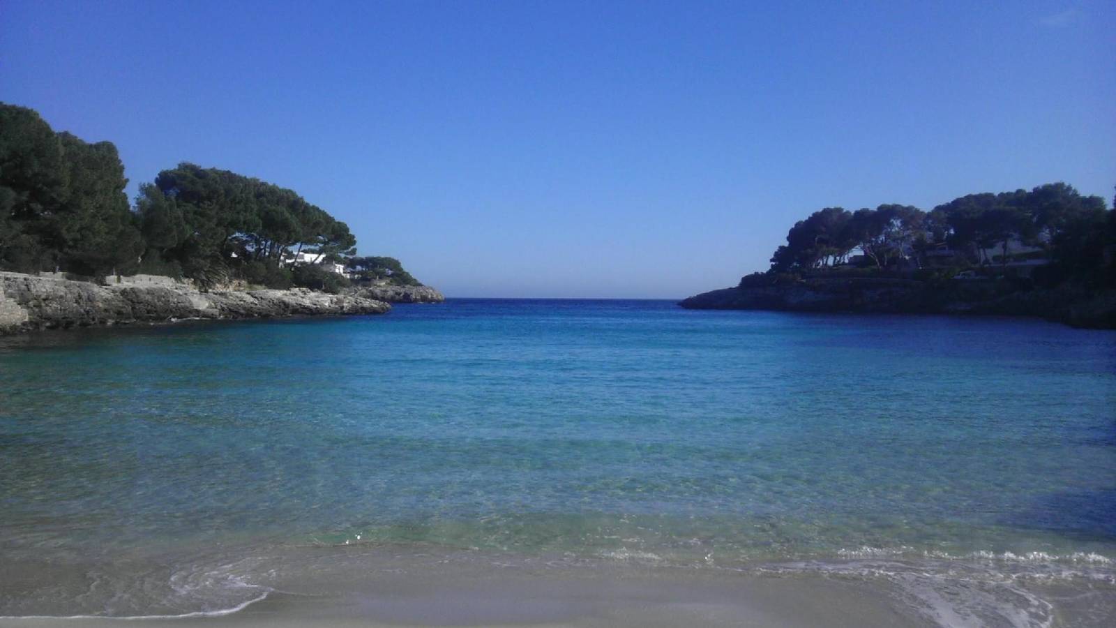 Entire holiday apartment, Apartment in Cala D'or with Common Pool and Beautiful Views in Cala d'Or, Santanyí