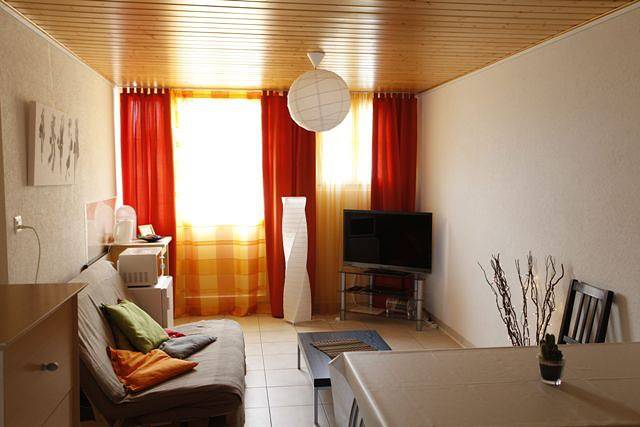 Bnb Tuileries - Chambre d'hôtes - studio 1 à 4 lits in Les Tuileries-de-Grandson, Grandson