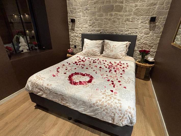 Hôtel pour 2 personnes, avec jacuzzi à Raon-l'Étape - 2