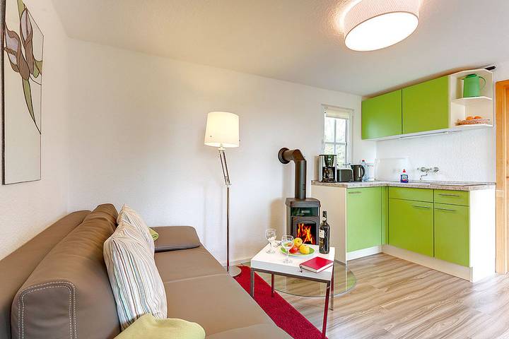 Bungalow für 3 Personen, mit Terrasse, mit Haustier in Lütow - 4