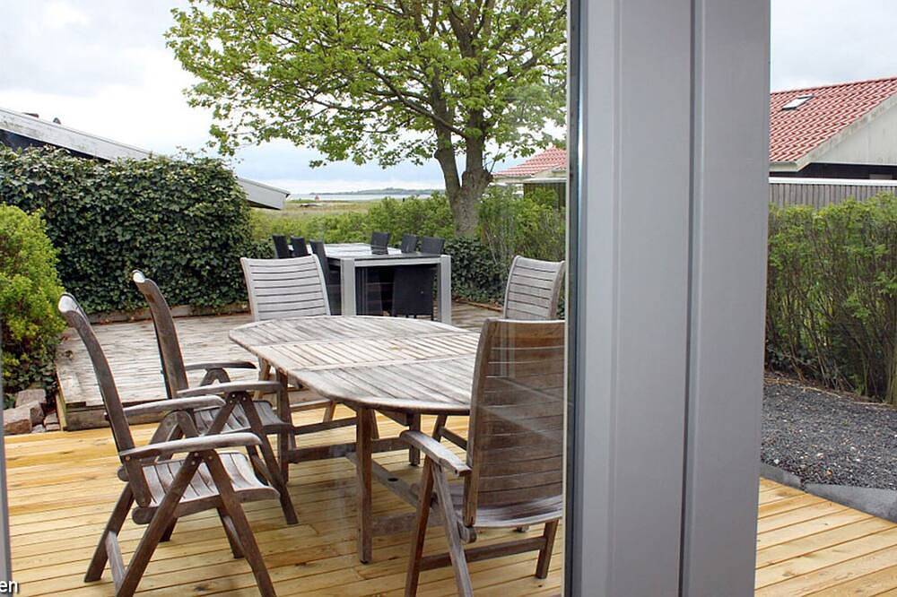 Harmoniously renovated vacation home near the beach with a view of the water in Diernæs, Haderslev