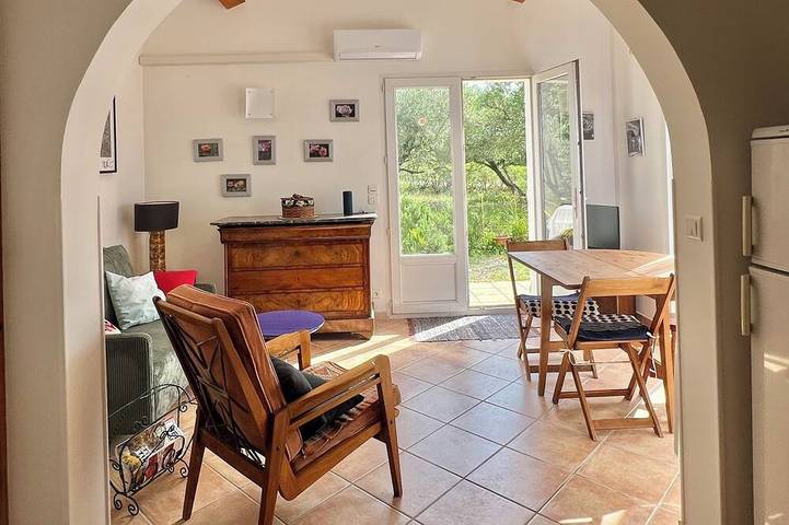 Location de vacances pour 3 personnes, avec jardin, animaux acceptés à Cuers - 4