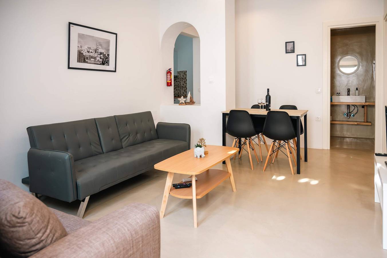 Entire apartment, Assyr C - Santorini Cozy Cycladic Retreat in Santorini