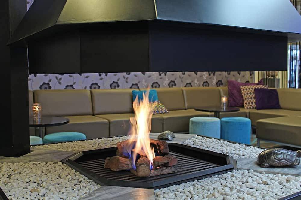 Everything You Need For The Perfect Vacation! Indoor Pool, Free Parking! in Zutphen, IJssel