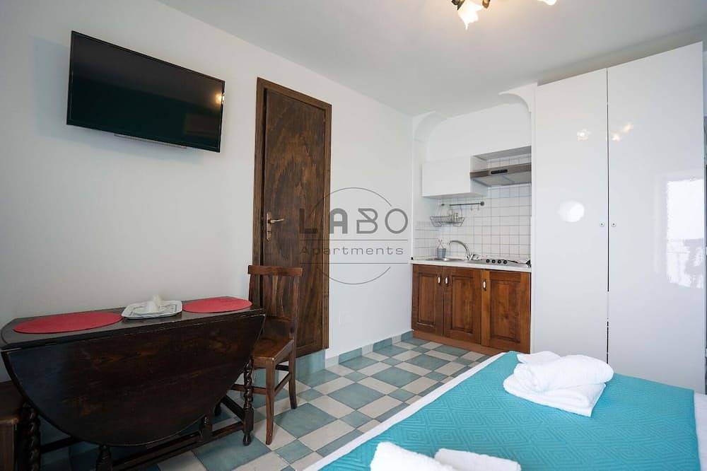 Entire apartment, Choros panoramic view in the heart of the town in Tropea, Vibo Valentia Province