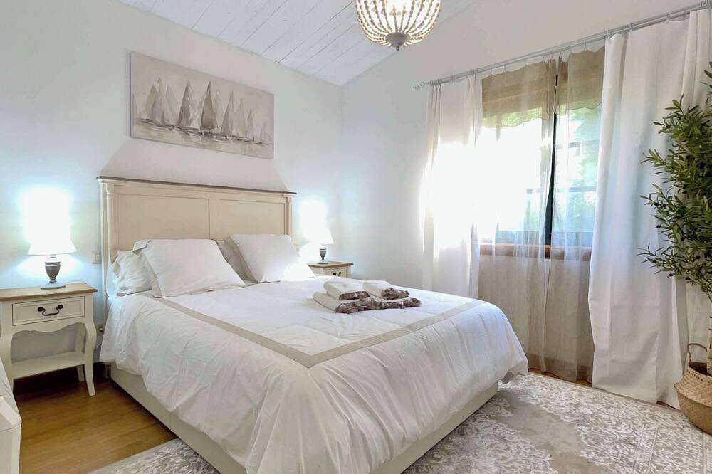 The Cliffs - Vue de Pantin in Valdoviño, Costa de Galicia