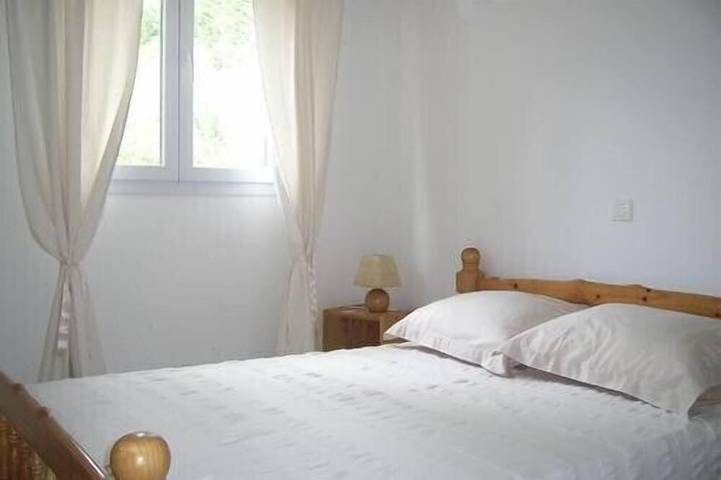 Gîte pour 4 personnes, avec jardin et piscine à Porto-Vecchio - 4